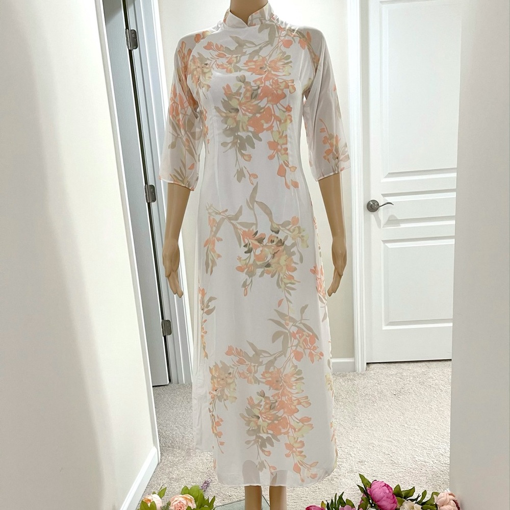 New beautiful Ao dai ⭐️ size M Vietnam (US size 2)